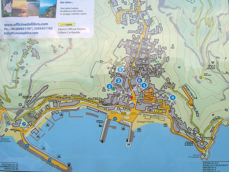Глазами очевидцев: план города Амальфи. На набережной